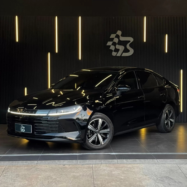 Foto do veículo BYD KING 1.5 DM-I PHEV GS AUTOMÁTICO 2024/2025 1.000 KM R$ 152.990,00