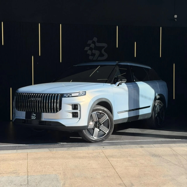 Foto do veículo JAECOO 7 1.5 TGDI PHEV ELITE DHT 2026/2027 2.879 KM R$ 186.990,00