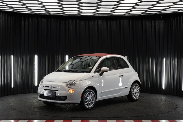 Foto do veículo FIAT 500 1.4 CABRIO 8V FLEX 2P AUTOMATIZADO 2014/2015 65.397 KM R$ 79.900,00