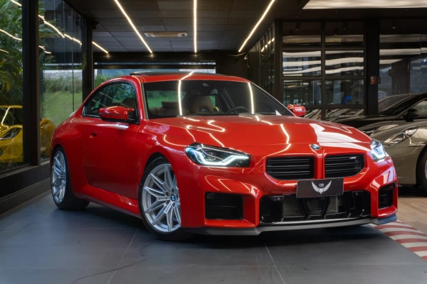 Foto do veículo BMW M2 3.0 I6 TWINTURBO GASOLINA COUPÉ M STEPTRONIC 2023/2024 12.512 KM R$ 569.900,00