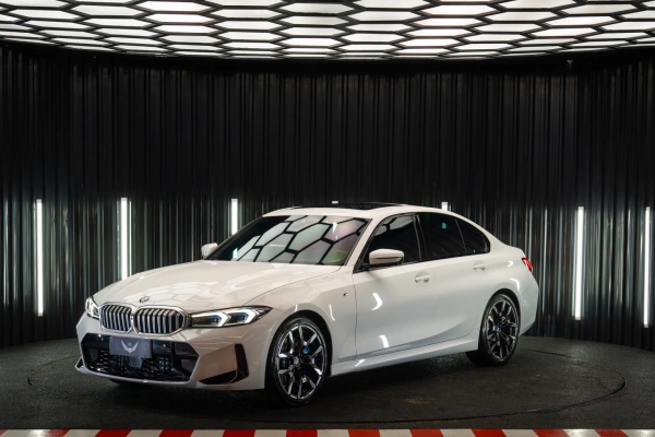 Foto do veículo BMW 320i 2.0 16V TURBO FLEX M SPORT AUTOMÁTICO 2025/2025 8.219 KM R$ 329.900,00