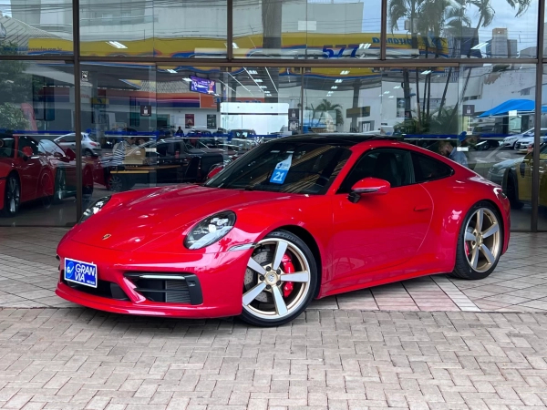 Foto do veículo PORSCHE 911 3.0 24V H6 GASOLINA CARRERA S PDK 2021/2021 6.312 KM R$ 899.000,00