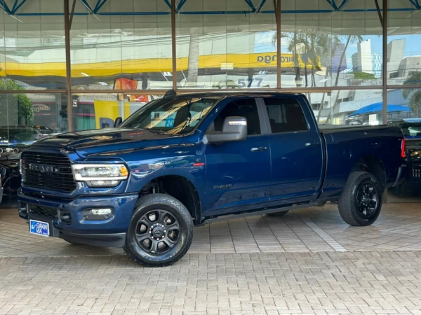 Foto do veículo RAM 2500 6.7 I6 TURBO DIESEL LARAMIE NIGHT EDITION CD 4X4 AUTOMÁTICO 2023/2024 29.309 KM R$ 426.000,00