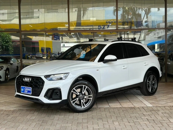 Foto do veículo AUDI Q5 2.0 55 TFSIE PHEV SPORTBACK PERFORMANCE QUATTRO S TRONIC 2022/2022 19.891 KM R$ 349.000,00
