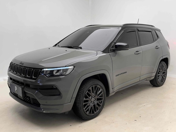 Foto do veículo JEEP COMPASS 1.3 T270 TURBO FLEX S AT6 2023/2023 25.591 KM R$ 175.900,00