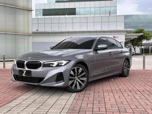 Foto do veículo BMW 320i 2.0 16V TURBO FLEX GP AUTOMÁTICO 2022/2023 37.752 KM R$ 225.900,00