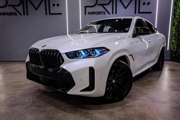 Foto do veículo BMW X6 3.0 TWINPOWER GASOLINA XDRIVE40I M SPORT AUTOMÁTICO 2023/2024 38.900 KM R$ 668.900,00