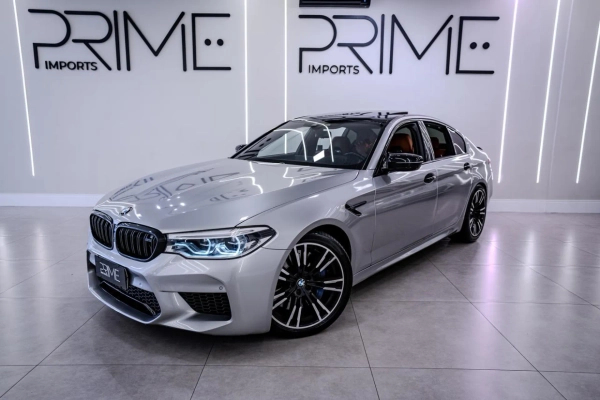 Foto do veículo BMW M5 4.4 V8 TWIN POWER M XDRIVE STEPTRONIC 2018/2019 56.900 KM R$ 469.900,00