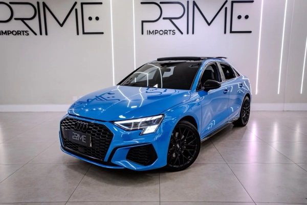 Foto do veículo AUDI A3 2.0 40 TFSI GASOLINA SEDAN PERFORMANCE BLACK S-TRONIC 2022/2022 36.900 KM R$ 224.900,00