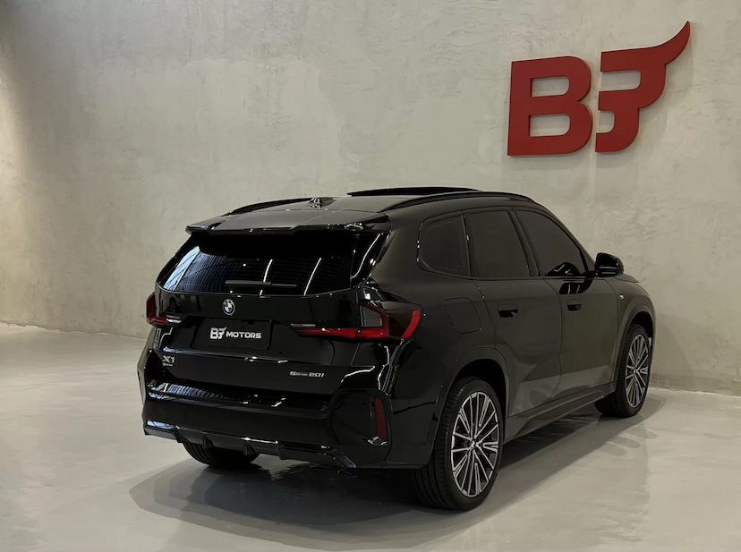 Foto do veículo BMW X1 2.0 16V TURBO GASOLINA SDRIVE20I M SPORT STEPTRONIC 2025 3.456 KM 331.900,00
