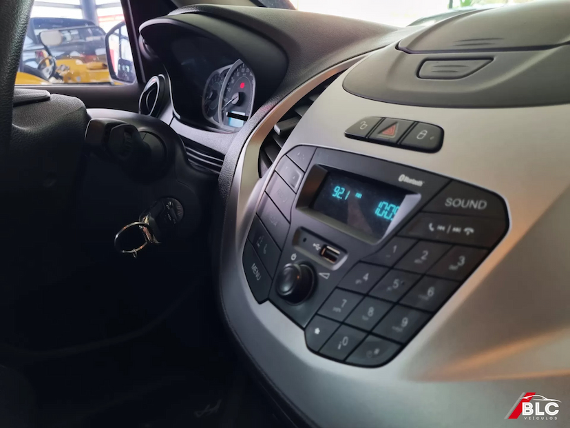 Foto do veículo FORD KA SE 1.0 HA B 2018 98.279 KM 43.900,00