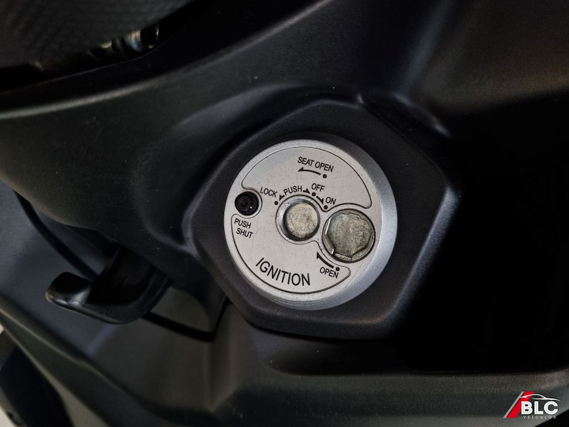 Foto do veículo YAMAHA NEON 125 2023 2.310 KM 12.900,00