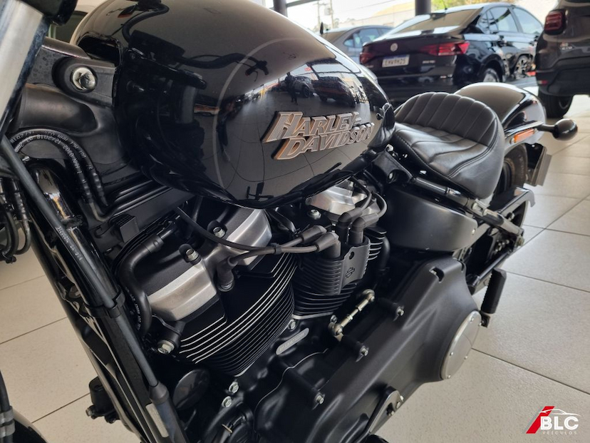Foto do veículo HARLEY-DAVIDSON LINHA FX SOFTAIL BB 2019 5.287 KM 72.900,00