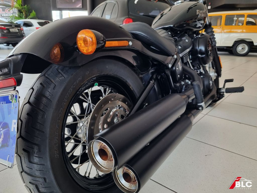 Foto do veículo HARLEY-DAVIDSON LINHA FX SOFTAIL BB 2019 5.287 KM 72.900,00