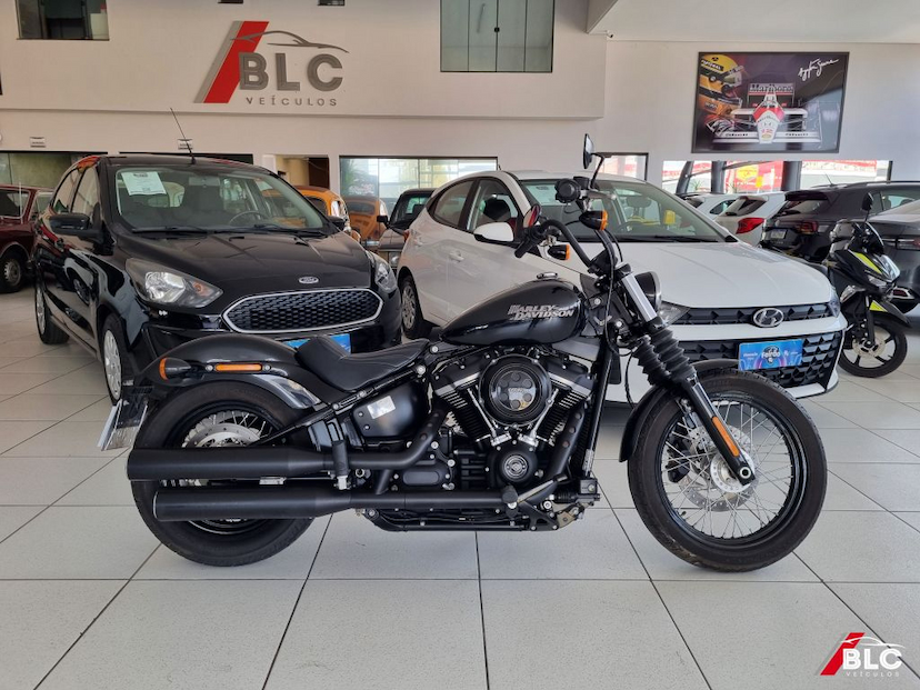Foto do veículo HARLEY-DAVIDSON LINHA FX SOFTAIL BB 2019 5.287 KM 72.900,00