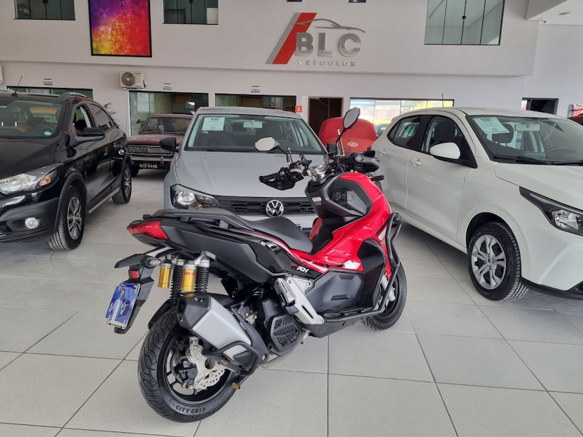 Foto do veículo HONDA ADV 149 2022 13.776 KM 22.900,00