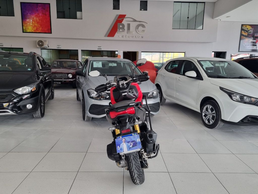Foto do veículo HONDA ADV 149 2022 13.776 KM 22.900,00