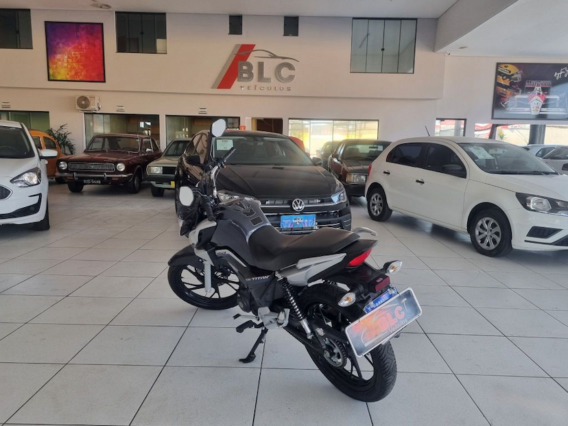 Foto do veículo HONDA CG 160 TITAN EX  2022 16.952 KM 17.900,00