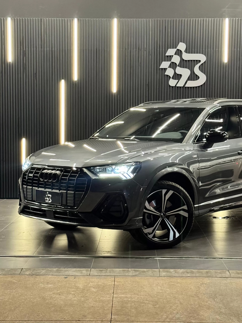 Foto do veículo AUDI Q3 2.0 40 TFSI GASOLINA PERFORMANCE BLACK PLUS QUATTRO TIPTRONIC 2025 800 KM 359.990,00