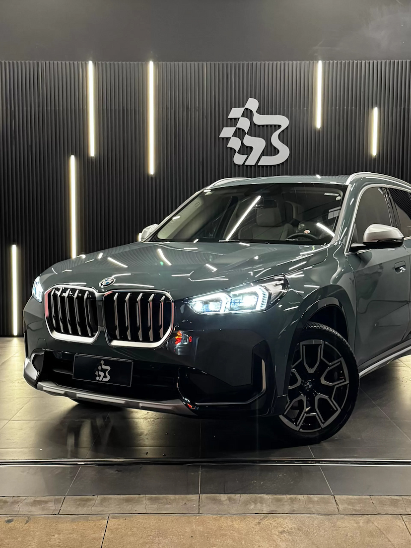 Foto do veículo BMW X1 2.0 16V TURBO GASOLINA SDRIVE20I X-LINE STEPTRONIC 2025 1.800 KM 329.990,00