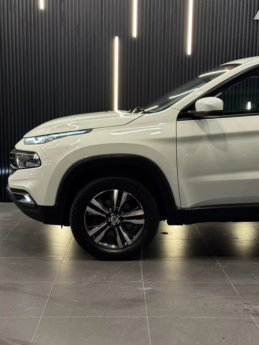 Foto do veículo FIAT TORO 1.3 TURBO 270 FLEX FREEDOM AT6 2023 53.000 KM 118.990,00