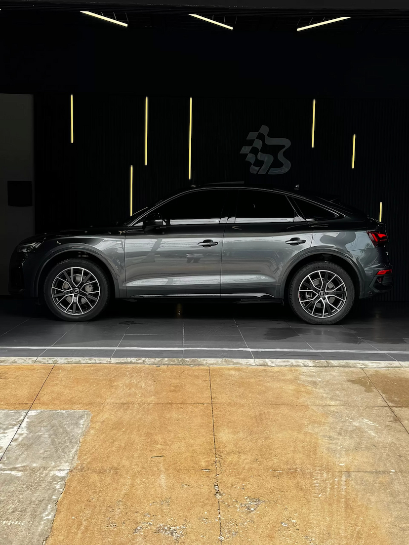 Foto do veículo AUDI Q5 2.0 45 TFSI GASOLINA SPORTBACK S LINE BLACK QUATTRO S TRONIC 2022 62.000 KM 270.990,00