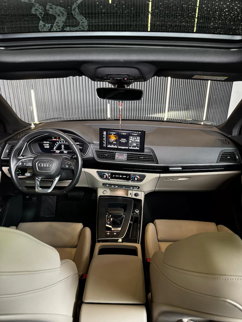 Foto do veículo AUDI Q5 2.0 45 TFSI GASOLINA SPORTBACK S LINE BLACK QUATTRO S TRONIC 2022 62.000 KM 270.990,00