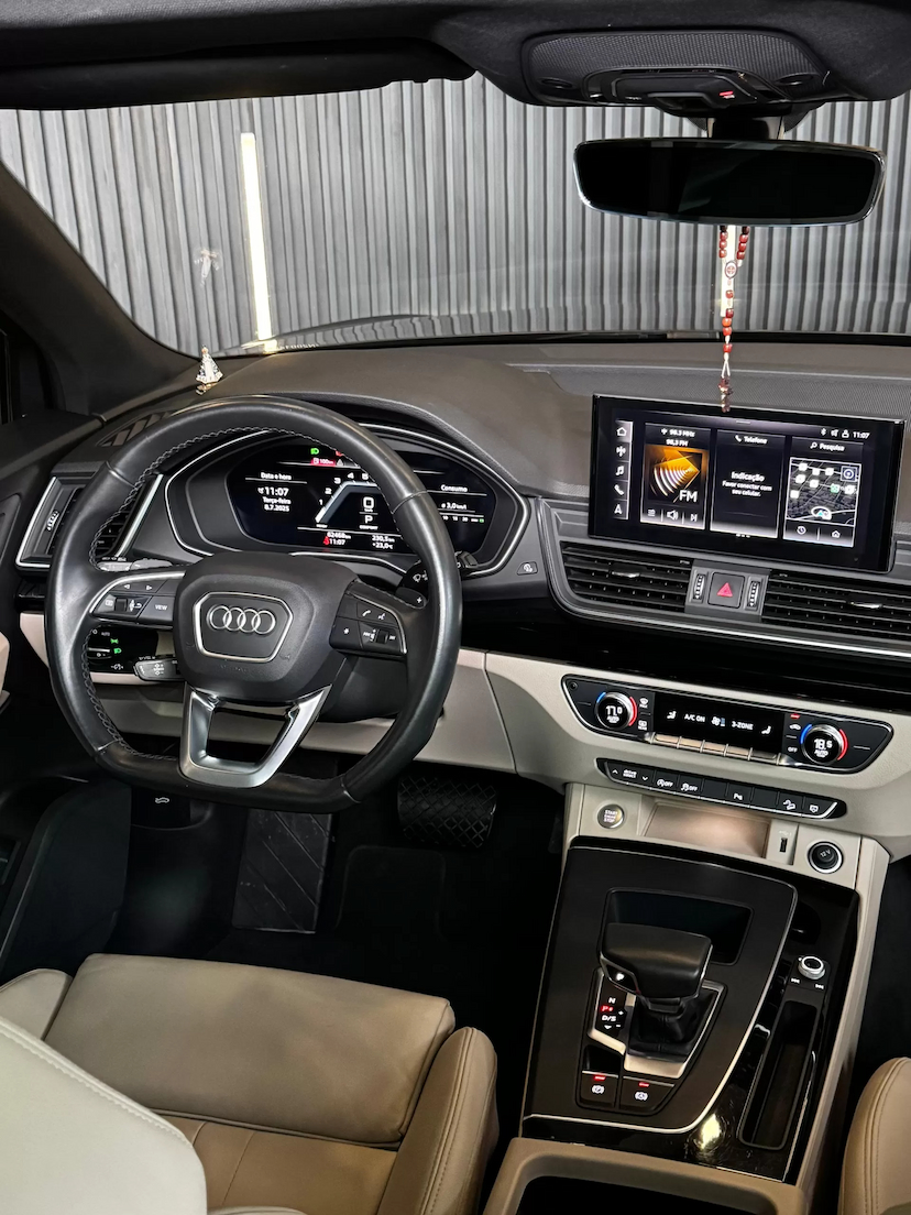 Foto do veículo AUDI Q5 2.0 45 TFSI GASOLINA SPORTBACK S LINE BLACK QUATTRO S TRONIC 2022 62.000 KM 270.990,00