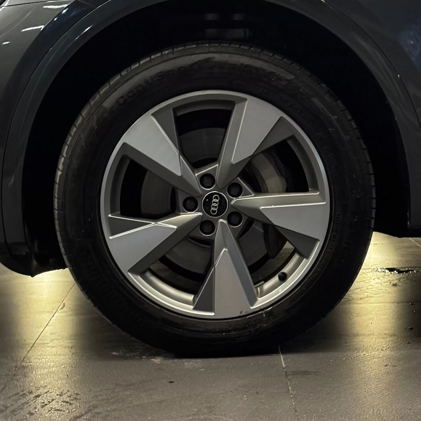 Foto do veículo AUDI Q5 2.0 55 TFSIE PHEV SPORTBACK PERFORMANCE QUATTRO S TRONIC 2023 18.000 KM 319.990,00