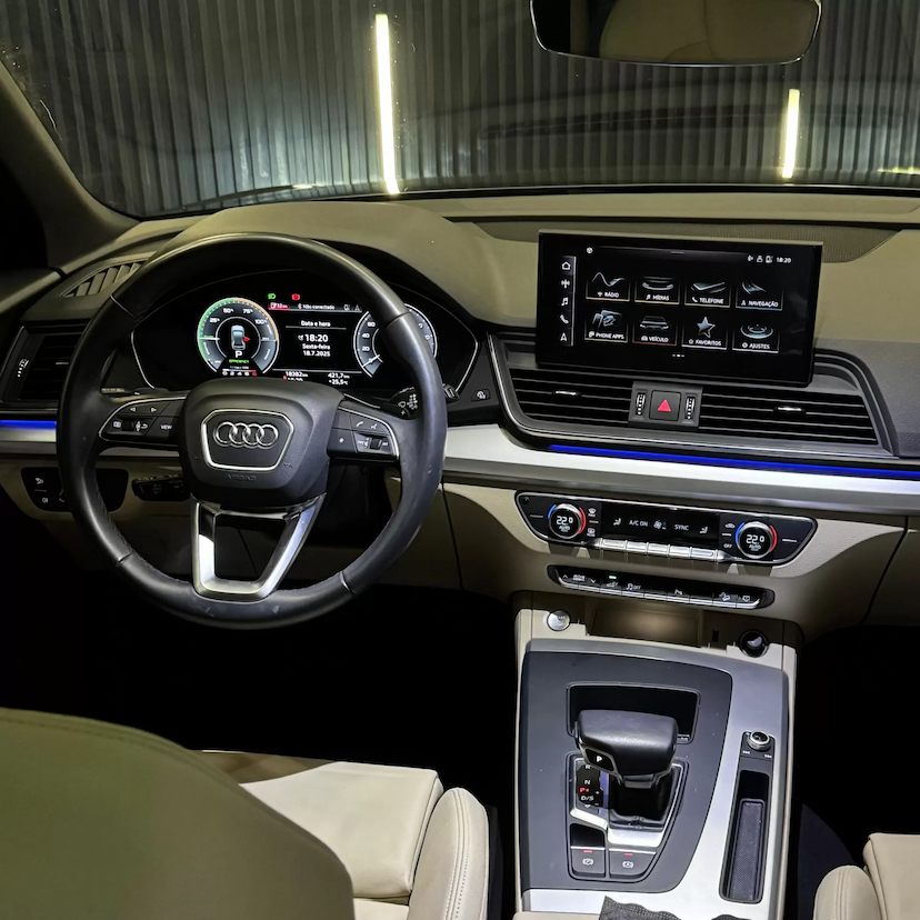 Foto do veículo AUDI Q5 2.0 55 TFSIE PHEV SPORTBACK PERFORMANCE QUATTRO S TRONIC 2023 18.000 KM 319.990,00