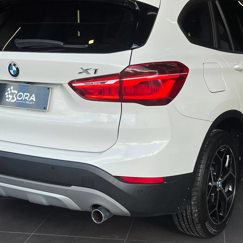 Foto do veículo BMW X1 2.0 16V TURBO ACTIVEFLEX SDRIVE20I 4P AUTOMÁTICO 2018 93.000 KM 117.990,00