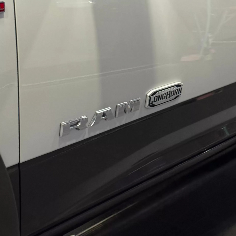 Foto do veículo RAM 3500 6.7 I6 TURBO DIESEL LIMITED LONGHORN CD 4X4  AUTOMÁTICO 2022 38.000 KM 409.990,00