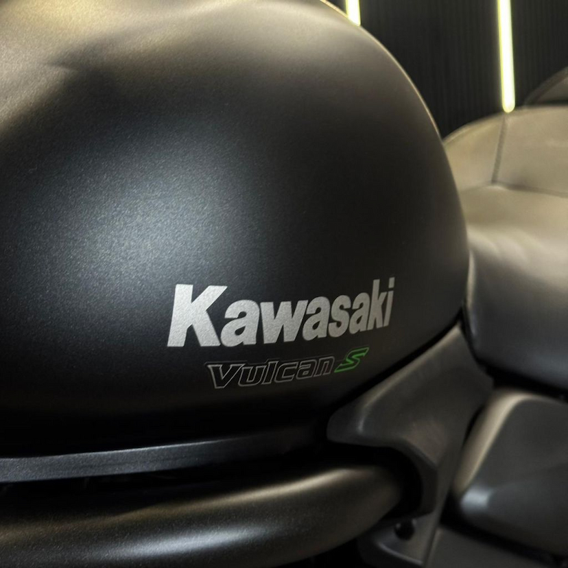 Foto do veículo KAWASAKI VULCAN 650 S ABS S 650 2022 22.000 KM 42.990,00