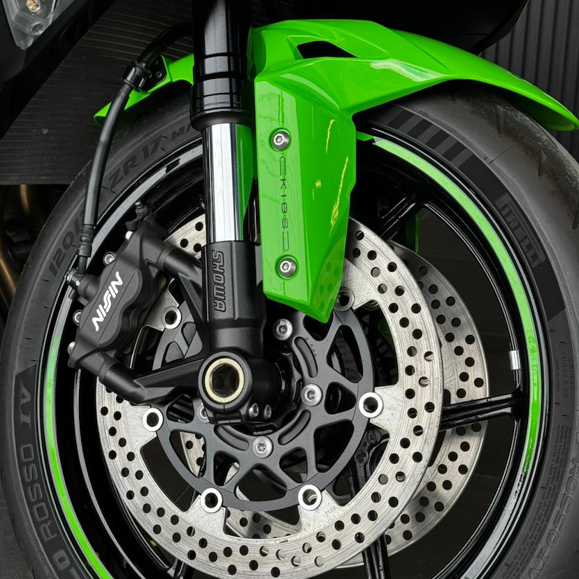 Foto do veículo KAWASAKI NINJA ZX-6R 636 ABS SE ZX-6R 2025 700 KM 74.990,00