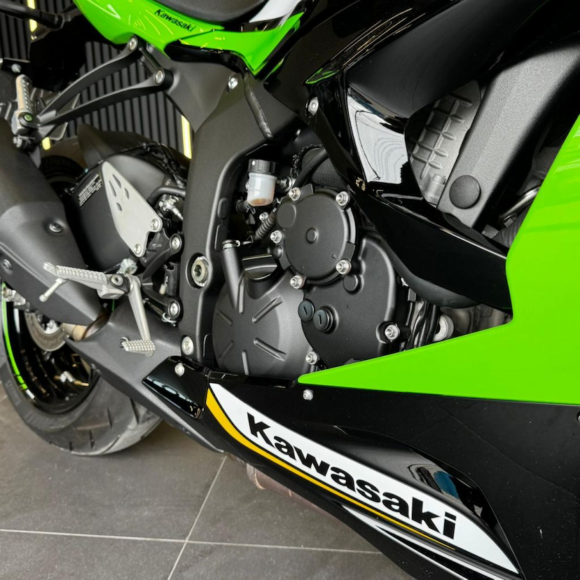 Foto do veículo KAWASAKI NINJA ZX-6R 636 ABS SE ZX-6R 2025 700 KM 74.990,00