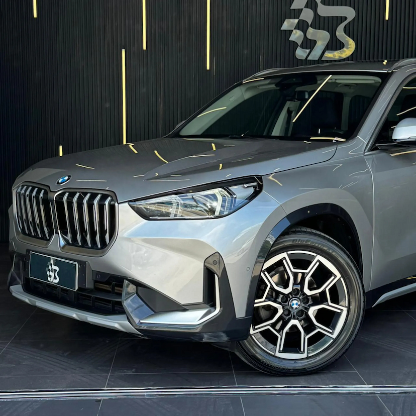 Foto do veículo BMW X1 2.0 16V TURBO GASOLINA SDRIVE20I X-LINE STEPTRONIC 2023 27.000 KM 267.990,00