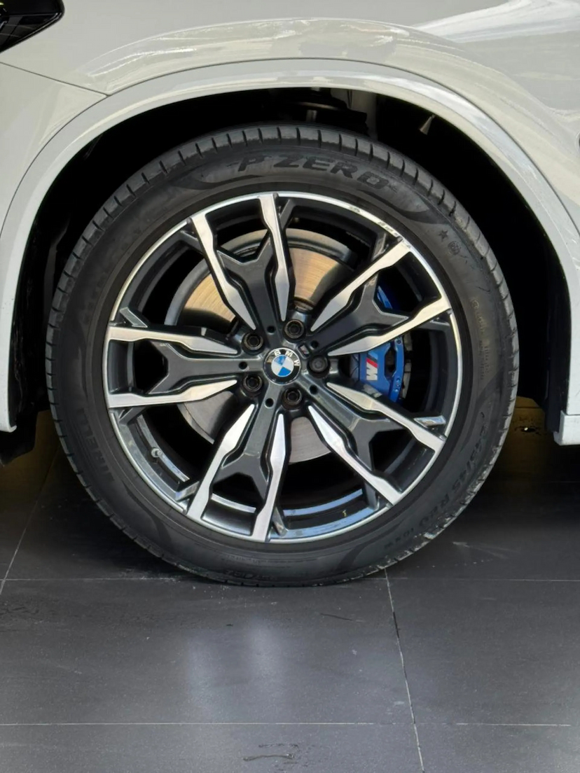 Foto do veículo BMW X4 2.0 16V GASOLINA XDRIVE30I M SPORT STEPTRONIC 2022 12.000 KM 299.990,00