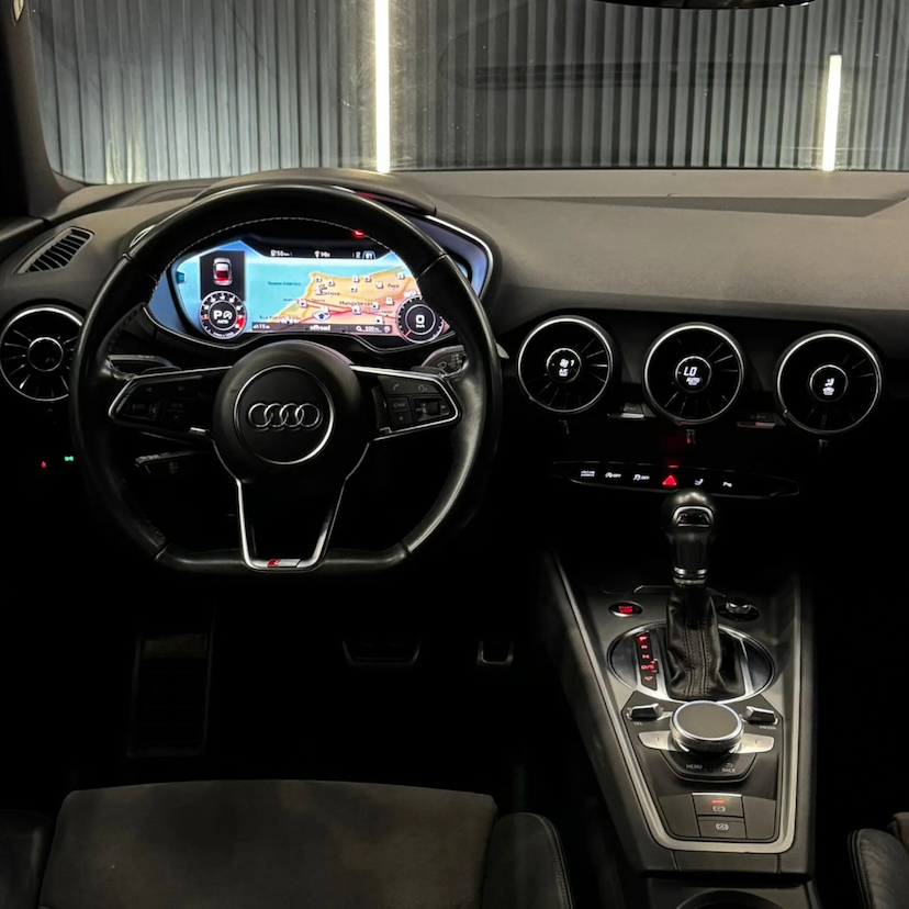 Foto do veículo AUDI TT 2.0 TFSI COUPÉ AMBITION 2P GASOLINA S-TRONIC 2018 66.000 KM 264.990,00
