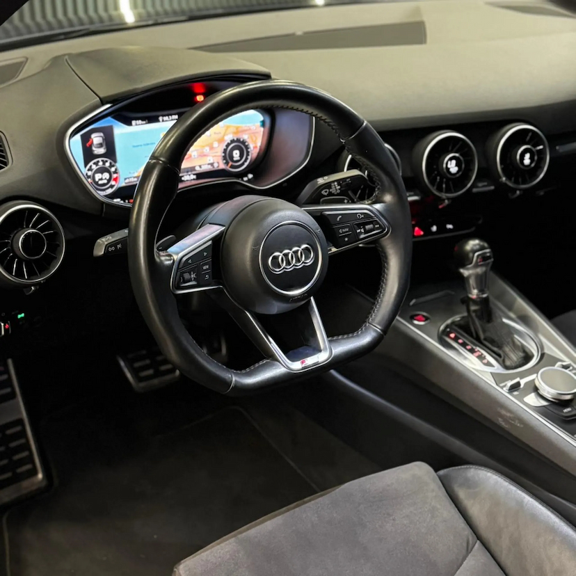 Foto do veículo AUDI TT 2.0 TFSI COUPÉ AMBITION 2P GASOLINA S-TRONIC 2018 66.000 KM 264.990,00