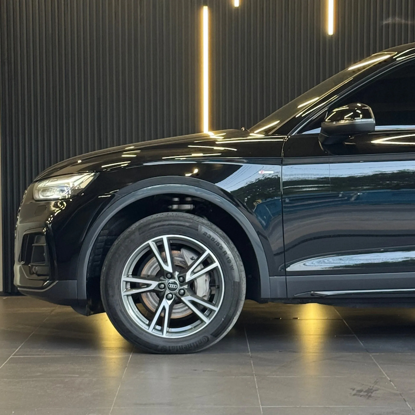 Foto do veículo AUDI Q5 2.0 55 TFSIE PHEV SPORTBACK PERFORMANCE BLACK QUATTRO S TRONIC 2024 18.000 KM 319.990,00