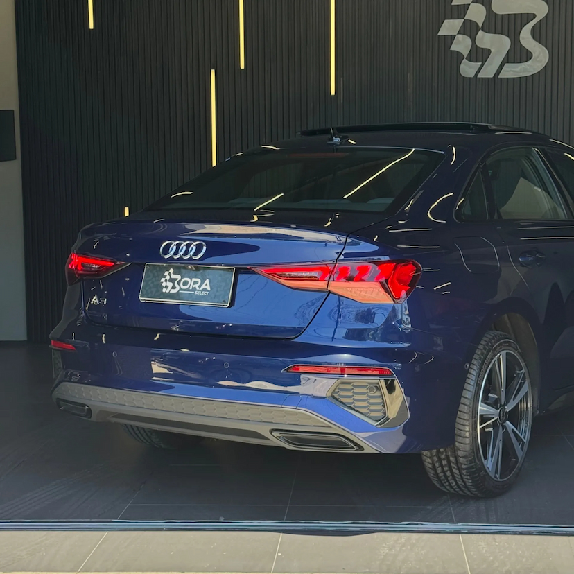 Foto do veículo AUDI A3 2.0 40 TFSI MHEV SEDAN PERFORMANCE BLACK S-TRONIC 2024 3.500 KM 235.990,00