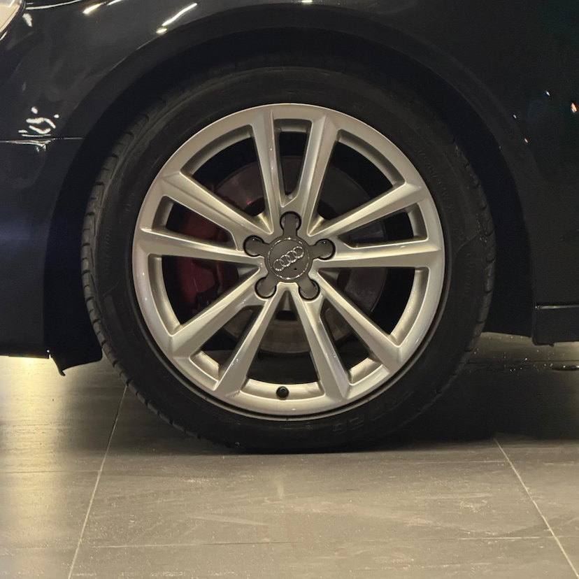 Foto do veículo AUDI A3 2.0 TFSI SEDAN AMBITION 16V GASOLINA 4P S-TRONIC 2016 86.000 KM 113.990,00