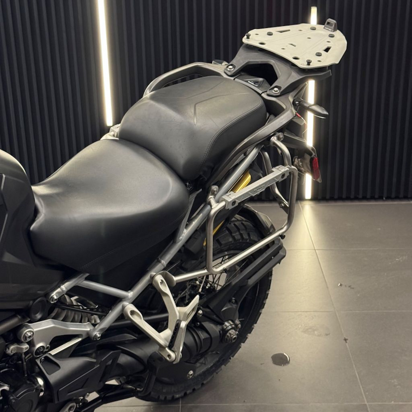Foto do veículo TRIUMPH TIGER 1200 RALLY EXPLORER 2022 36.000 KM 85.990,00