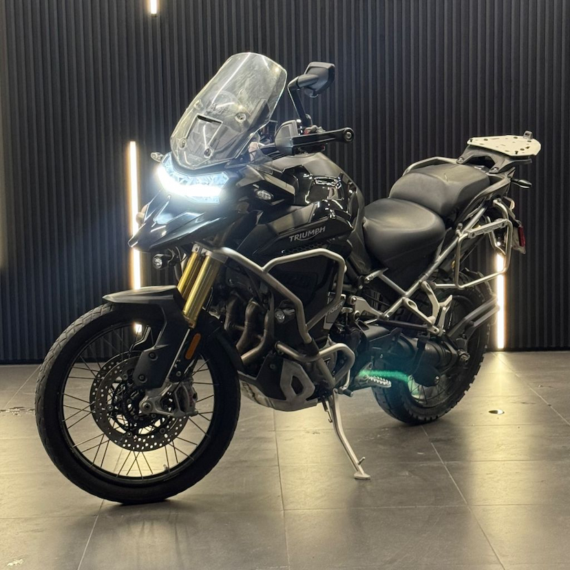 Foto do veículo TRIUMPH TIGER 1200 RALLY EXPLORER 2022 36.000 KM 85.990,00