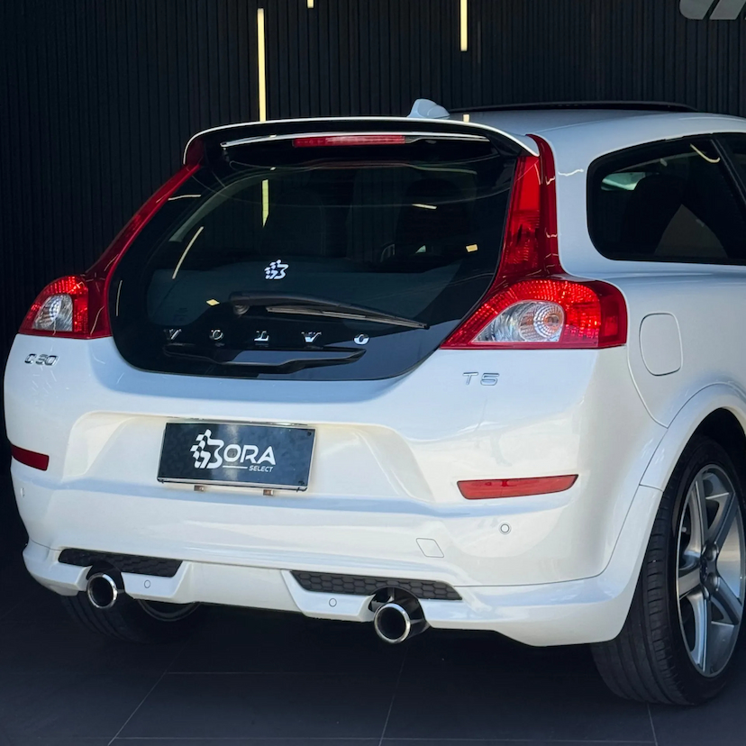 Foto do veículo VOLVO C30 2.5 T5 RD TURBO GASOLINA 2P AUTOMÁTICO 2011 92.000 KM 79.990,00