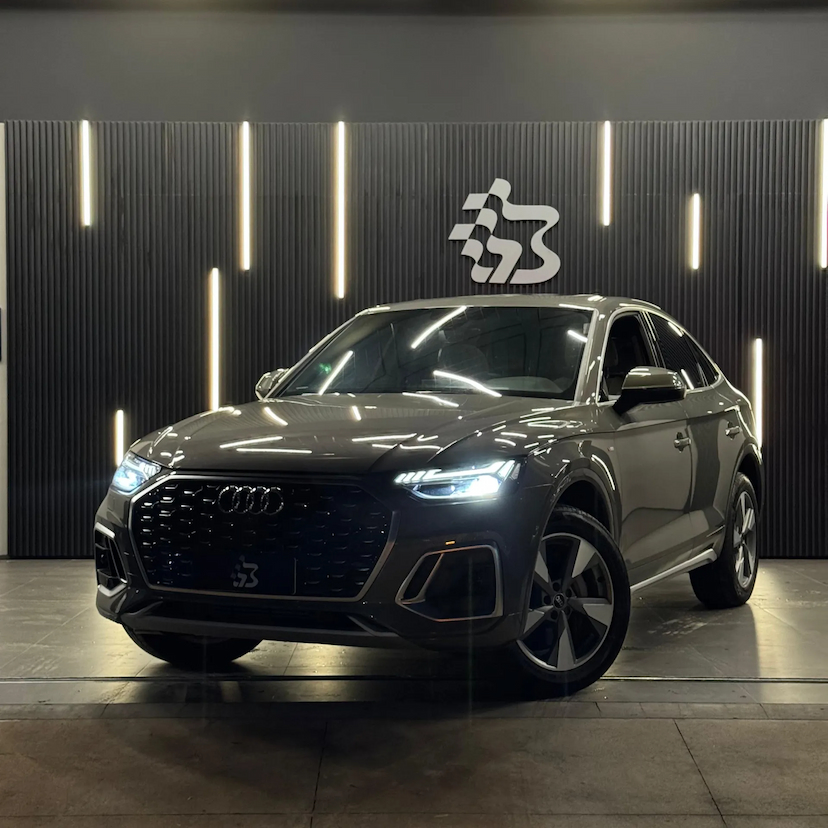 Foto do veículo AUDI Q5 2.0 45 TFSI GASOLINA S LINE BLACK QUATTRO S TRONIC 2025 1.880 KM 392.990,00