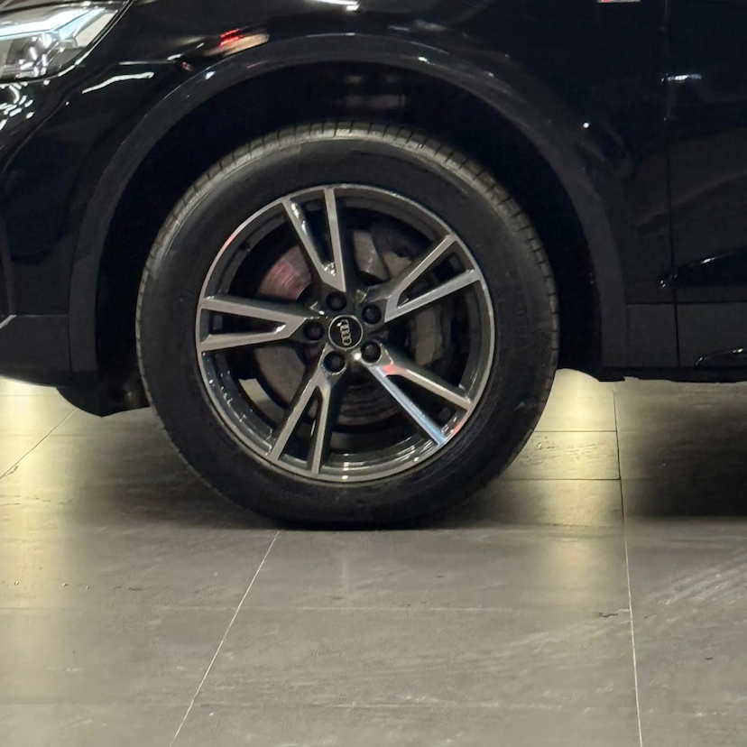 Foto do veículo AUDI Q5 2.0 55 TFSIE PHEV SPORTBACK PERFORMANCE BLACK QUATTRO S TRONIC 2024 20.203 KM 314.990,00
