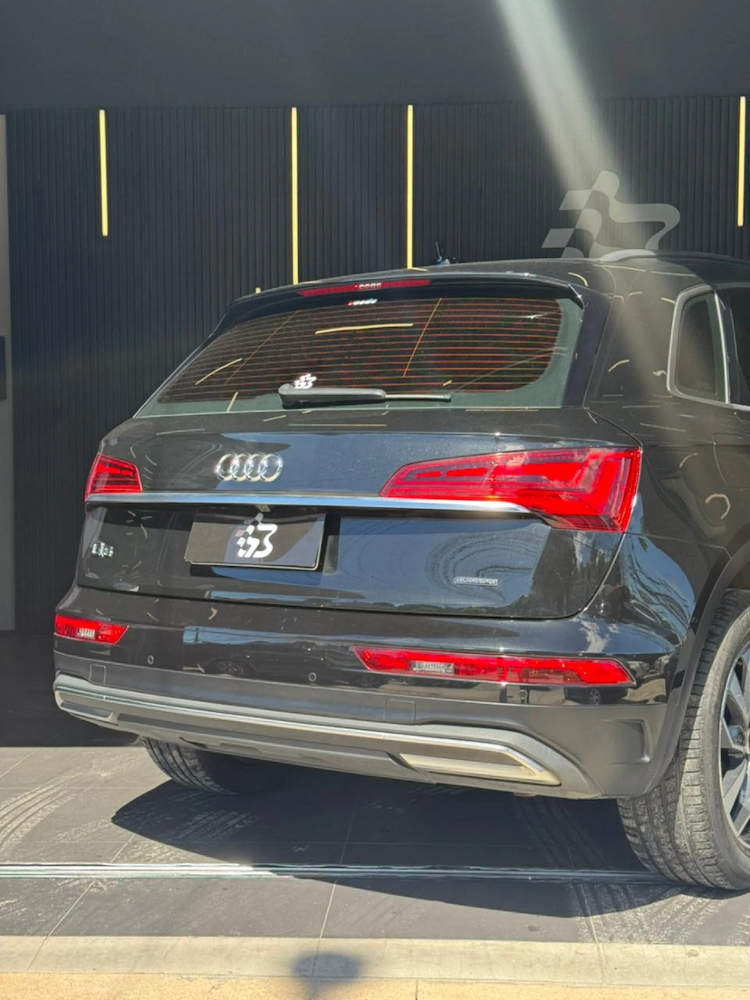 Foto do veículo AUDI Q5 2.0 45 TFSI GASOLINA PRESTIGE QUATTRO S TRONIC 2022 37.370 KM 214.990,00