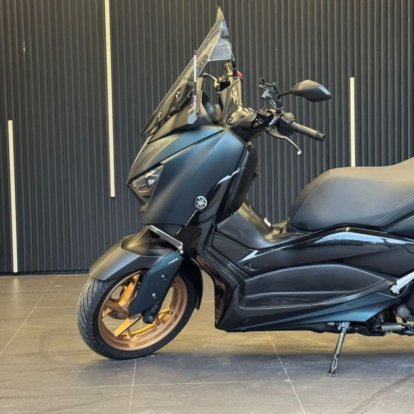 Foto do veículo YAMAHA XMAX ABS 250 2023 17.594 KM 26.990,00