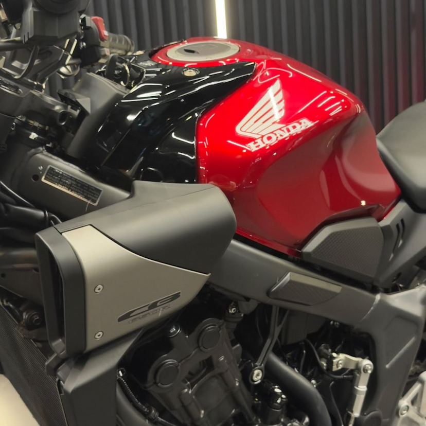 Foto do veículo HONDA CBR 650R ABS 650R E-CLUTCH 2026 0 KM 62.990,00
